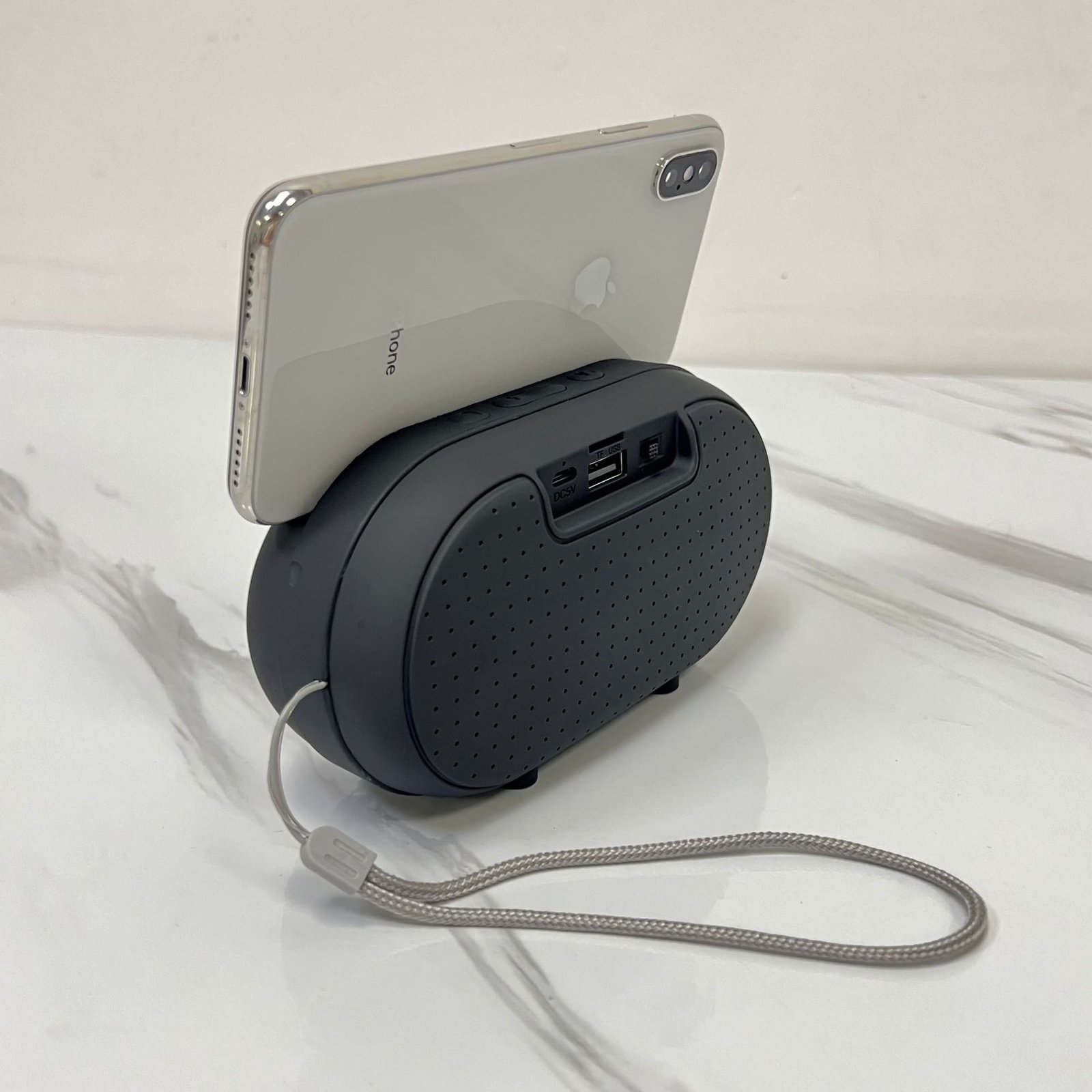 W15 Bluetooth Portable Wireless Speaker - Image 2